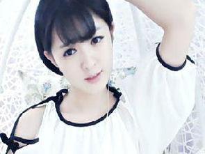 yy小小呵全身照片,青春活力，魅力四溢的时尚达人