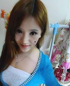 女主播苹果,直播界的璀璨明珠，魅力四溢的网红传奇